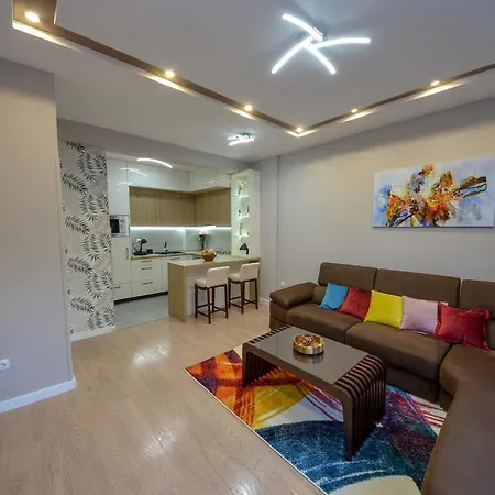 Апартаменты Pine 1 In The Center Требинье