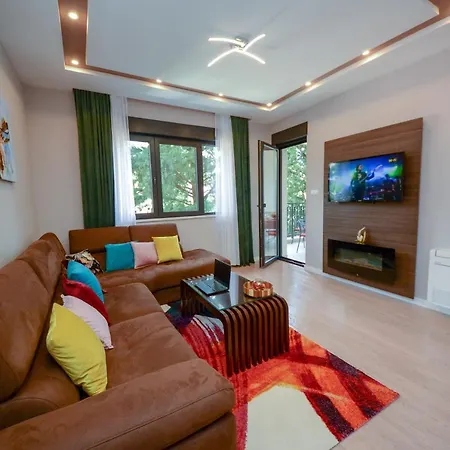 Apartman Pine 1 In The Center