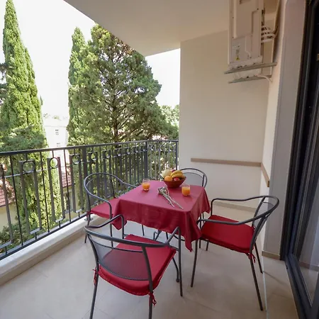 Pine 1 In The Center * Trebinje